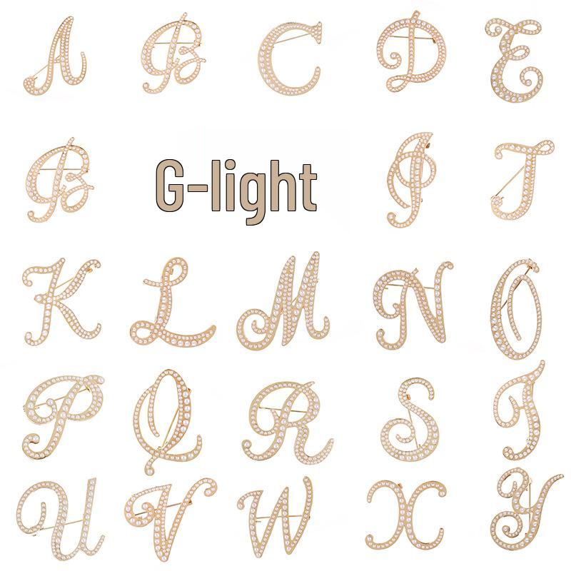 Elegantní brož s perlovým písmenem (26 písmen): Všestranný módní doplněk