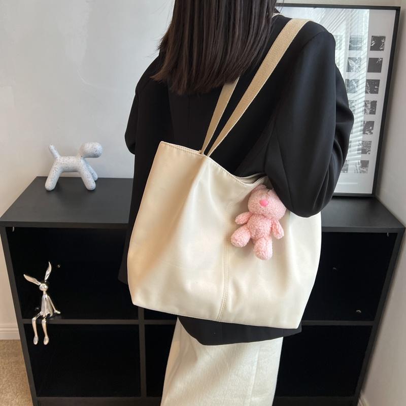 IELGY Versatile Solid Color Small Fresh Japanese Fashion Shoulder Bag Women