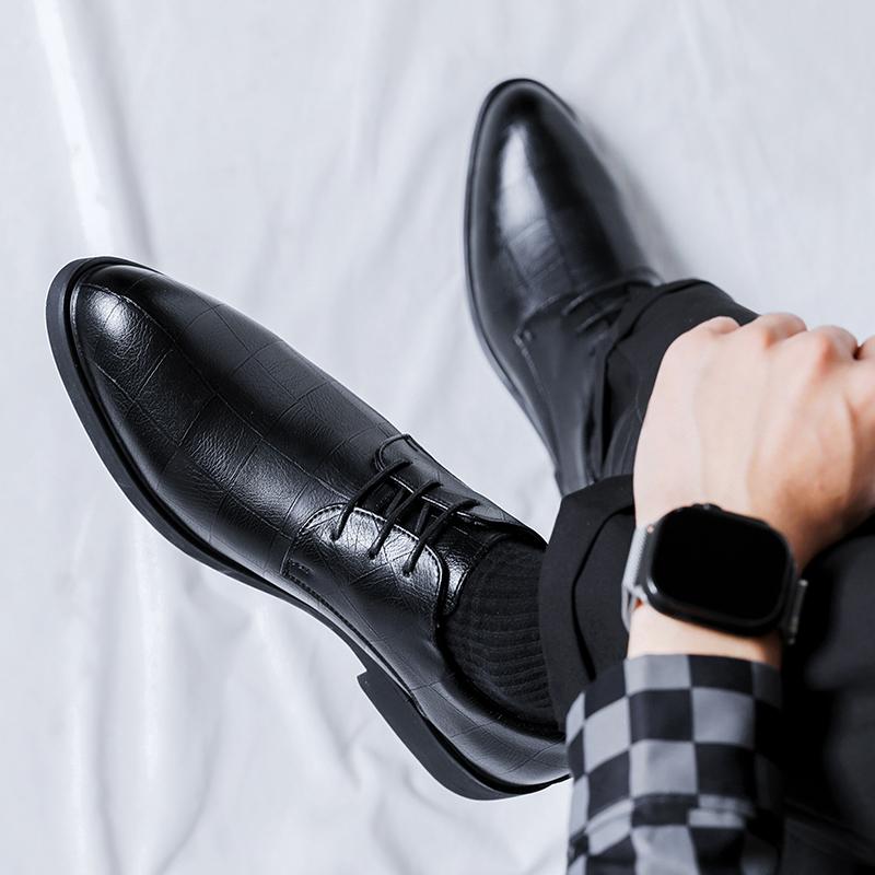 Fashion Classic Brand Patent Leather Shoes for Men Casual Business Shoes Lace Up Formal Office Work Shoes for Male Party Wedding Oxfords