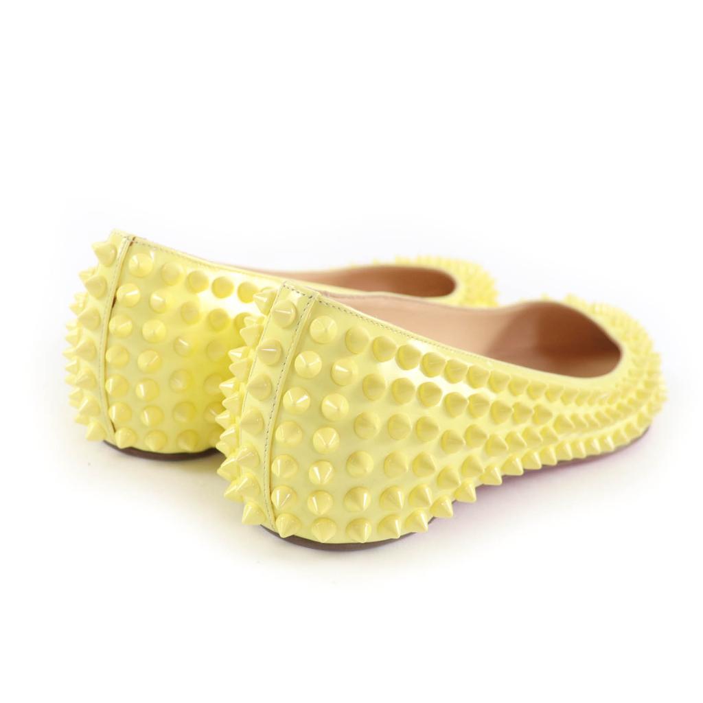 Ausgezeichnete Christian Louboutin Pumps mit Nieten, spitze Ballerinas, gelb, Damen 35, gebraucht