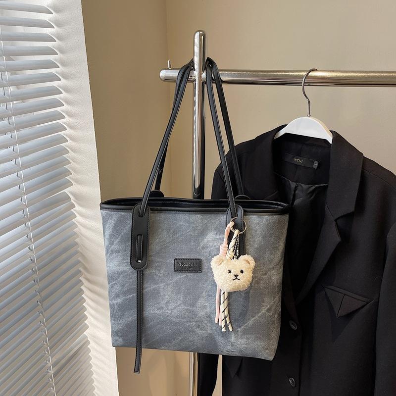 Retro Large-capacity Tote Bag Fashionable and High-quality Single-shoulder Bag Simple and Elegant Commuting Bag