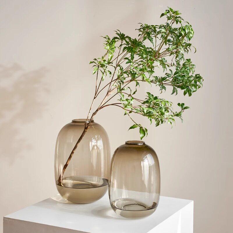 Elegant Acrylic Glass Vase for Fresh Flower Arrangements - Hydroponic Campanula, Willow Bark, and Horse Chestnut Display for Living Rooms