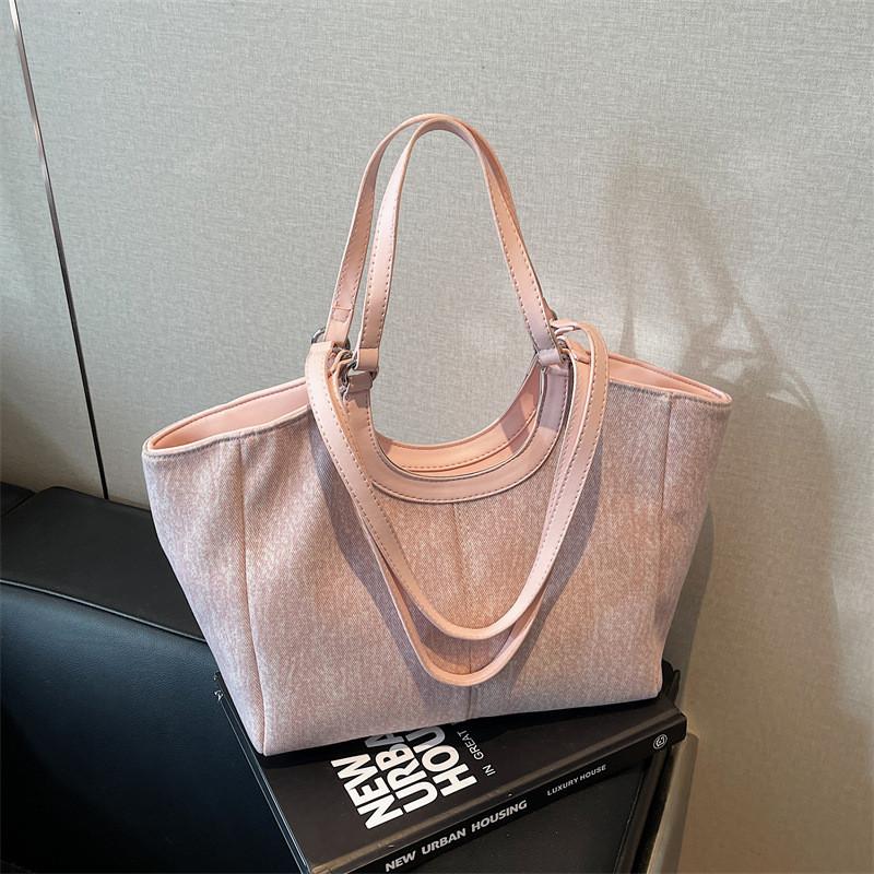 Simple Color Solid Ladies Bag Zipper Closure Interior Pockets Casual Travel Bags