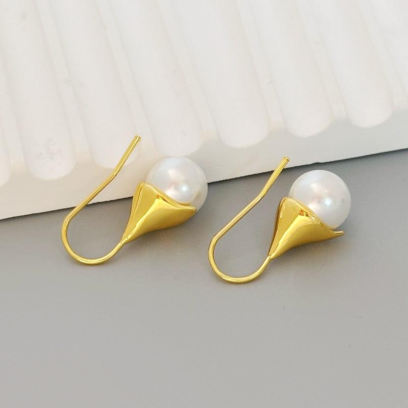 Manufacturer Supply Fashion Niche Design Ear Hook Women'S Simple Pearl Temperament Premium Earrings Spot