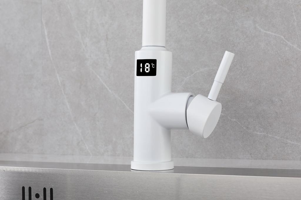 New Release Temperature Display Industry Touch Sensor Mixer Easy Sensor Touch Multifunctional Kitchen Mixer Temporary Water Hot and Cold Mixer Nickel