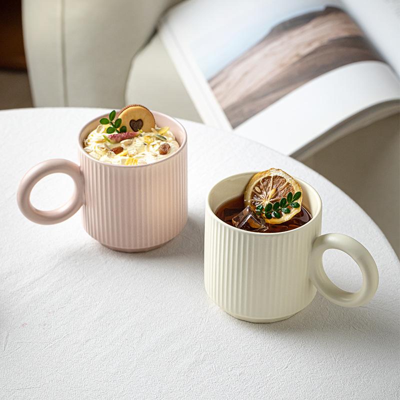 Cupa de cafea ceramică cu relief rotund special pentru ureche, cană de apă de birou, cupă ceramică, orificiu de aerisire