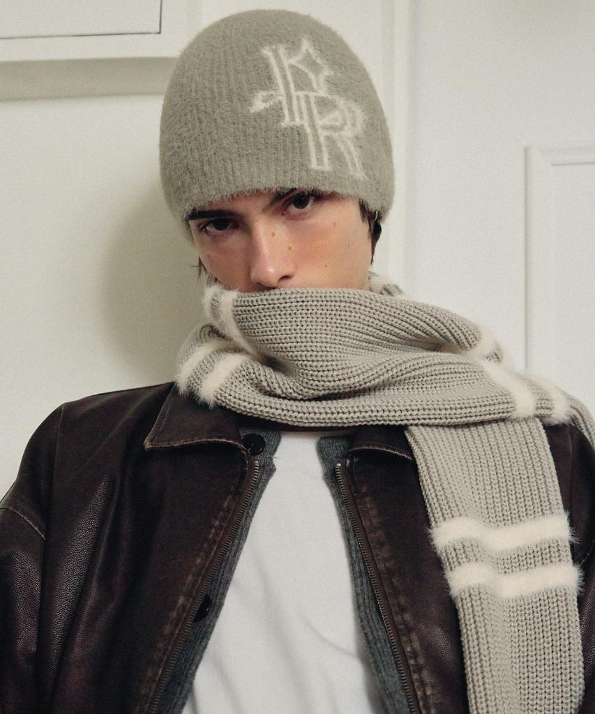 Ledeoli Fluffy Knit Beanie [Light Khaki]