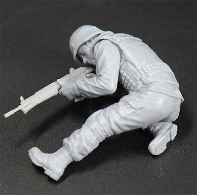 

Modelium Ground Force Ordinary Officer Modified Prone Resin Kit 1/35 Self Defense Prone/Modified T17F35-005M