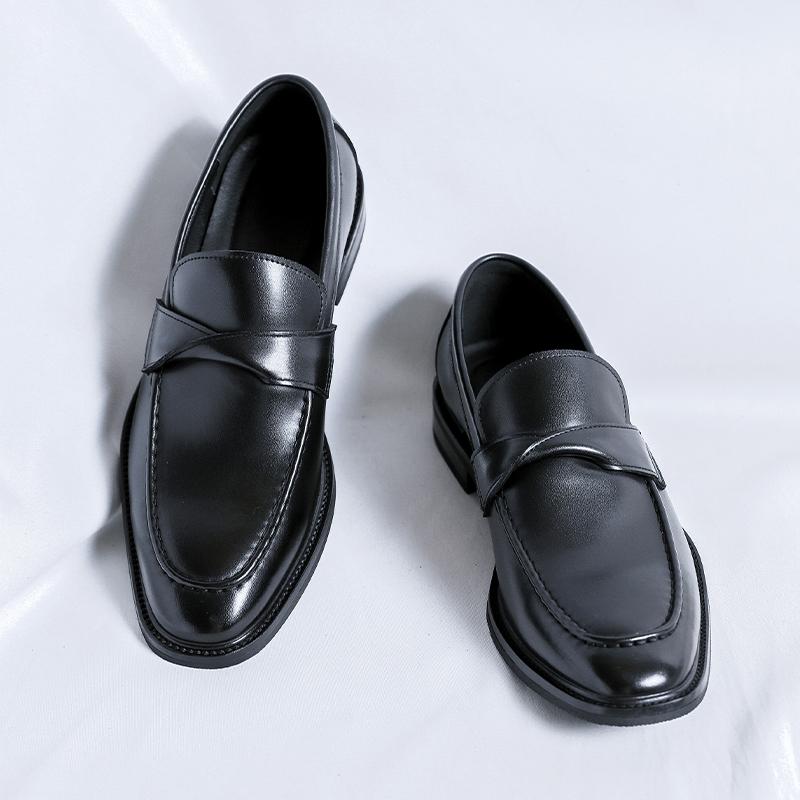 Men Casual Leather Shoes Classic Elegantes Mens Loafers Moccasins Breathable Slip on Flats Versatile Business Male Driving Shoes