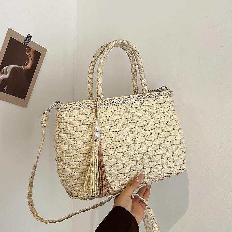 Light Luxury Straw Weaving Tassel Women's Shoulder Bags Large Capacity Creativity Drawstring Handbags Hot Sale Sweet Trend Bags