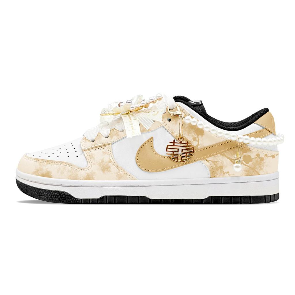 Nike Zapatillas Skateboard Dunk Mujer Caña Baja Negro/Amarillo/Dorado CW1590-100(Equipo1655-S-CAJA)