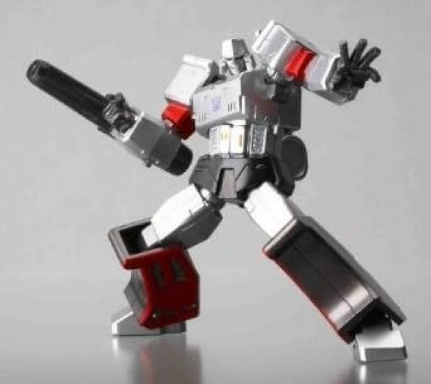Revoltech Yamaguchi Megatron No.25