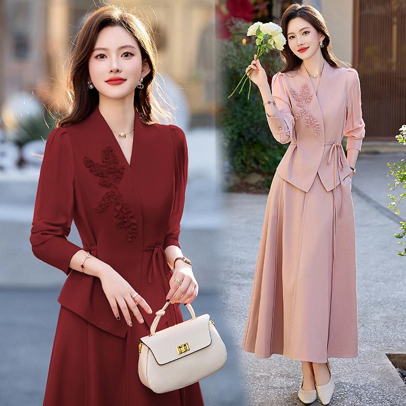 Red Elegant Women's Suit Set: Chic Waist-Slimming Shirt & Midi Skirt for Spring/Autumn 2025.