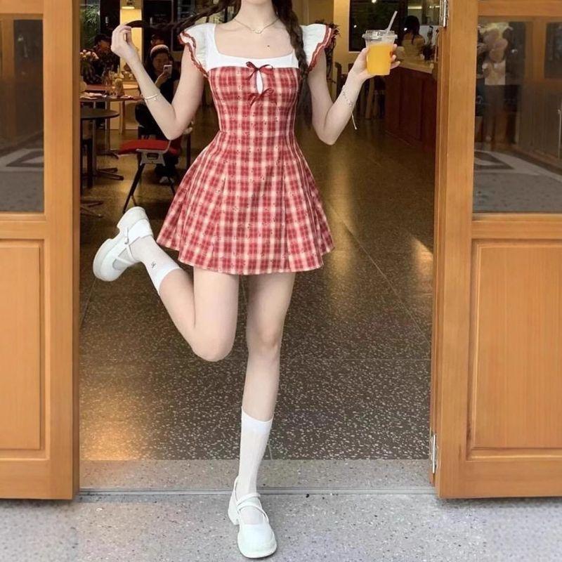 Versatile Short Skirt for Petite Women, New Summer Style, Red Plaid Look, Slimming, Sweet and Elegant Flutter-Sleeve Dress