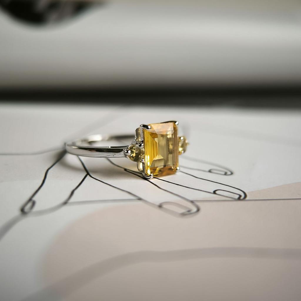 Серебряное кольцо с цитрином nano 1.883ct, вес изделия 2,26 гр (2190080)