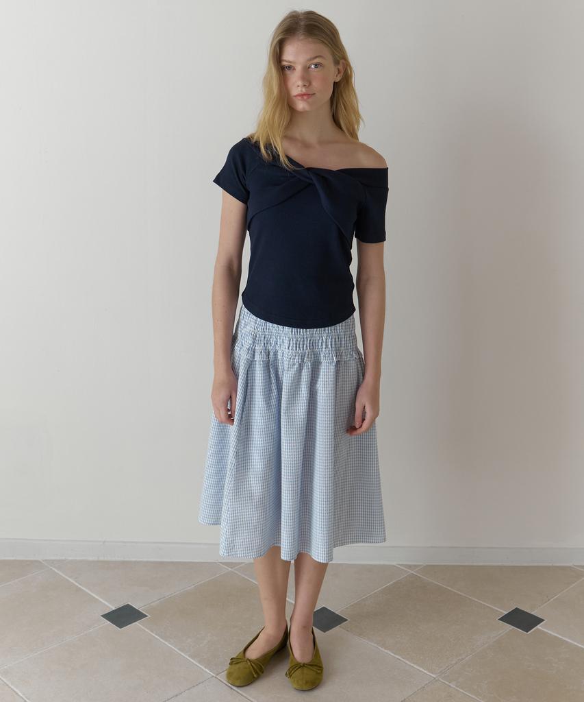 Among A Check Smocking Skirt_White