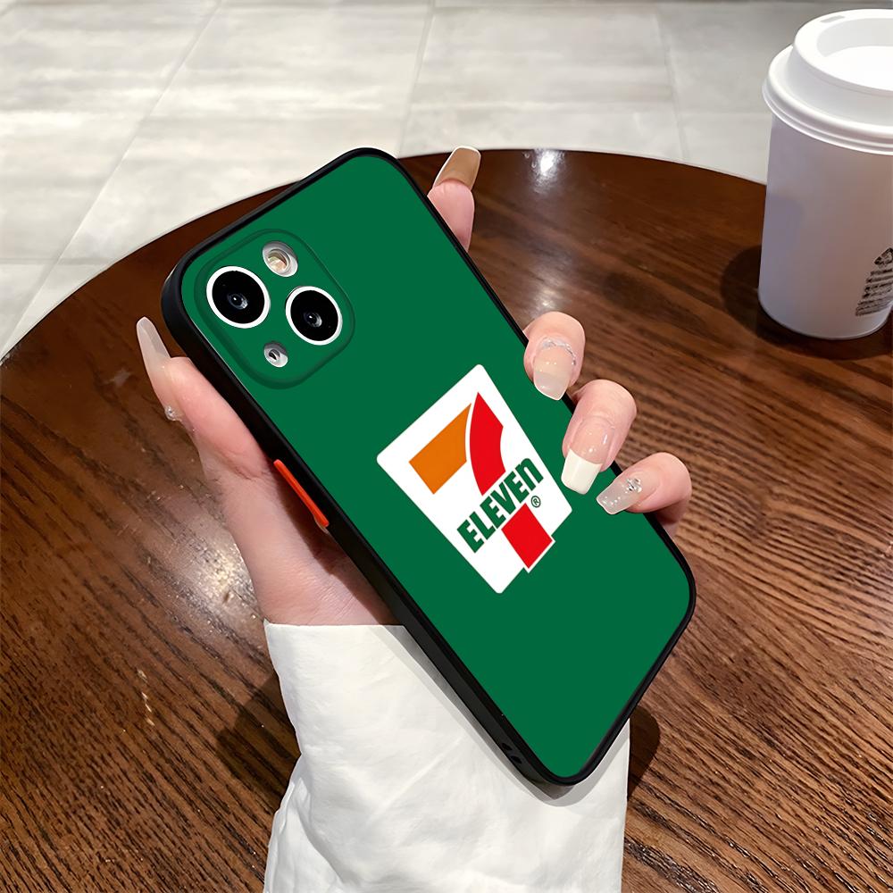 

MINISO 7Eleven 711 Чехол для телефона для iPhone 17 16 15 14 Max 13 12mini 11 Матовая полупрозрачная задняя крышка iPhone XR