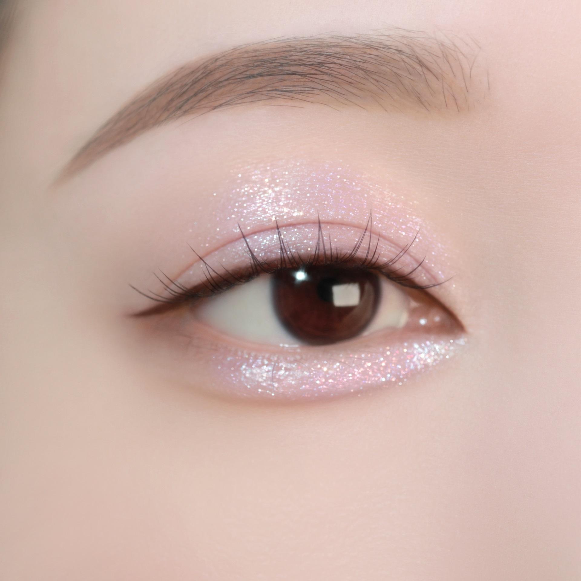 

WakeMake Glitz Long Wear Stick Shadow 8COLOR 04 Portrait