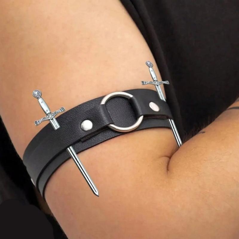 Gothic Gothic Armband For Men Black Leather Wide Adjustable Bracelet Medieval Halloween Accessory Jewelry Gift