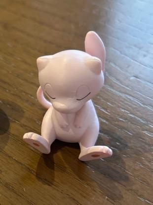 

[USED] Pink cat figure