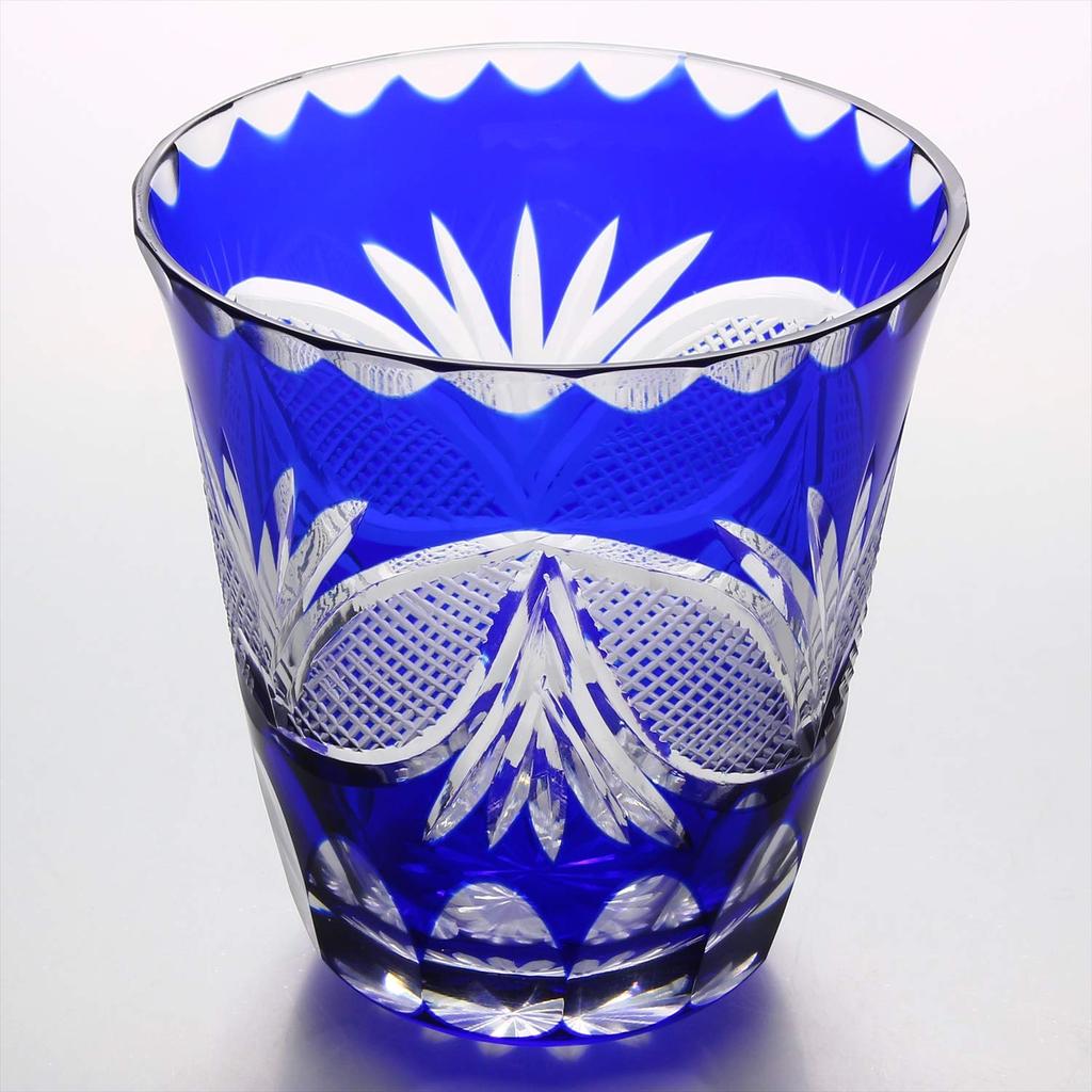Edo Kiriko Glas-Shochu-Glasbecherbox. Fassungsvermögen 290 ml. Hergestellt in Japan. (Präsentation inklusive) Cloisonné in Bootsform (Indigo) ca. Bis 10