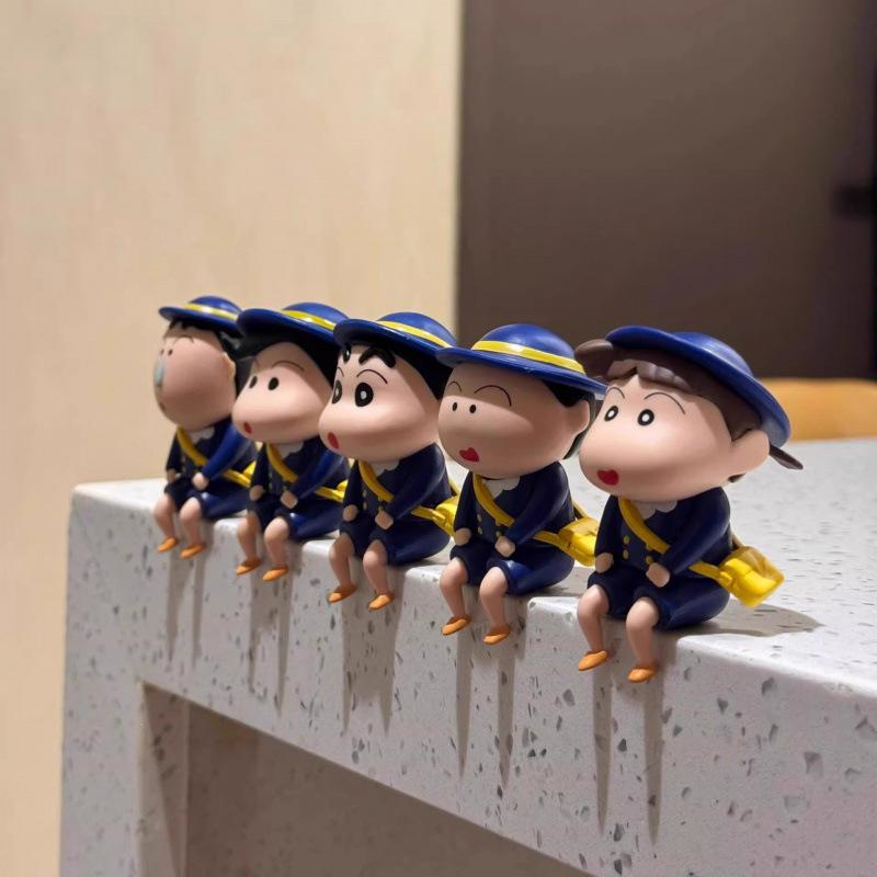Animation crayon Xiaoxin peripheral sitting school uniform defense team figure creative office car e-sports room small ornament