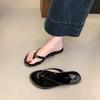 Stylish and simple flip-flops shoes for women's summer wear 2025 new French Xiaoxiangfeng flat-bottomed beach cool slippers