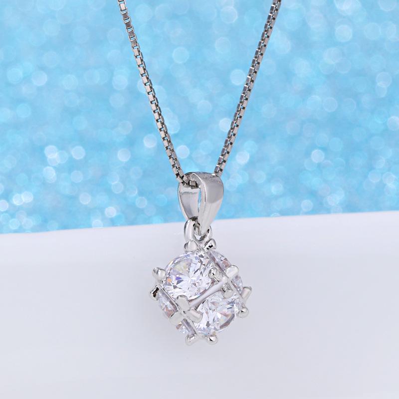 High-End Koreanischer Stil Zirkon Magischer Würfel Anhänger Halskette für Frauen