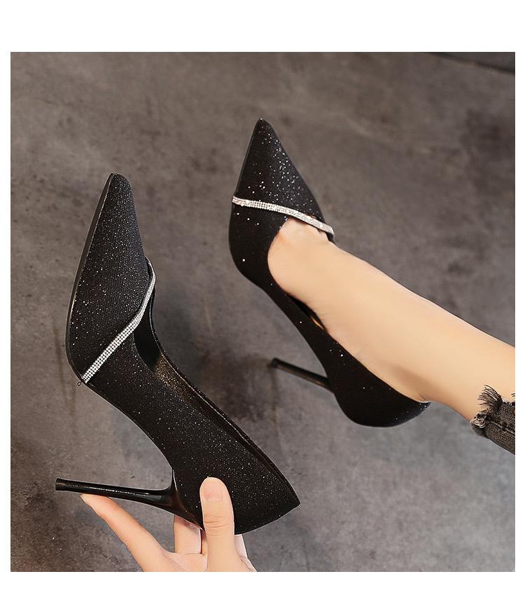 Neuer Spot Französische High Heels Strass Pendler Damenschuhe Mode Flacher Mund Einzelne Schuhe Damen 9cm Pfennigabsatz Spitzkopf