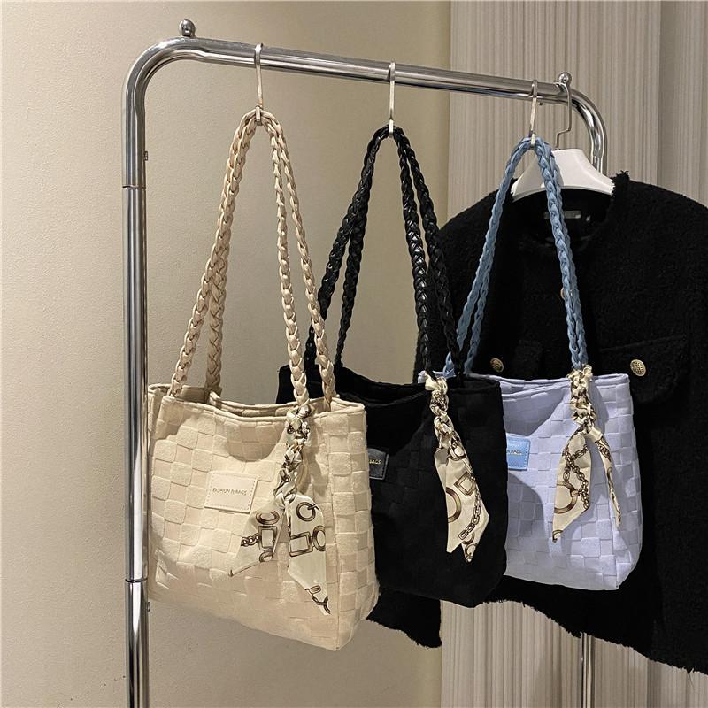 Autumn and winter new large-capacity bag women's casual foreign-style canvas shoulder bag 2024 texture class commuter tote bag