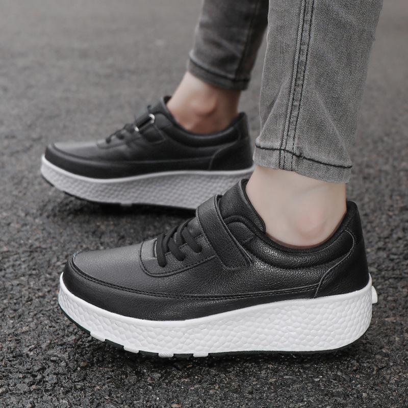 New luminous shoes LED light shoes charging four-wheel model runaway shoes wheels shoes double wheels, roller skates can be