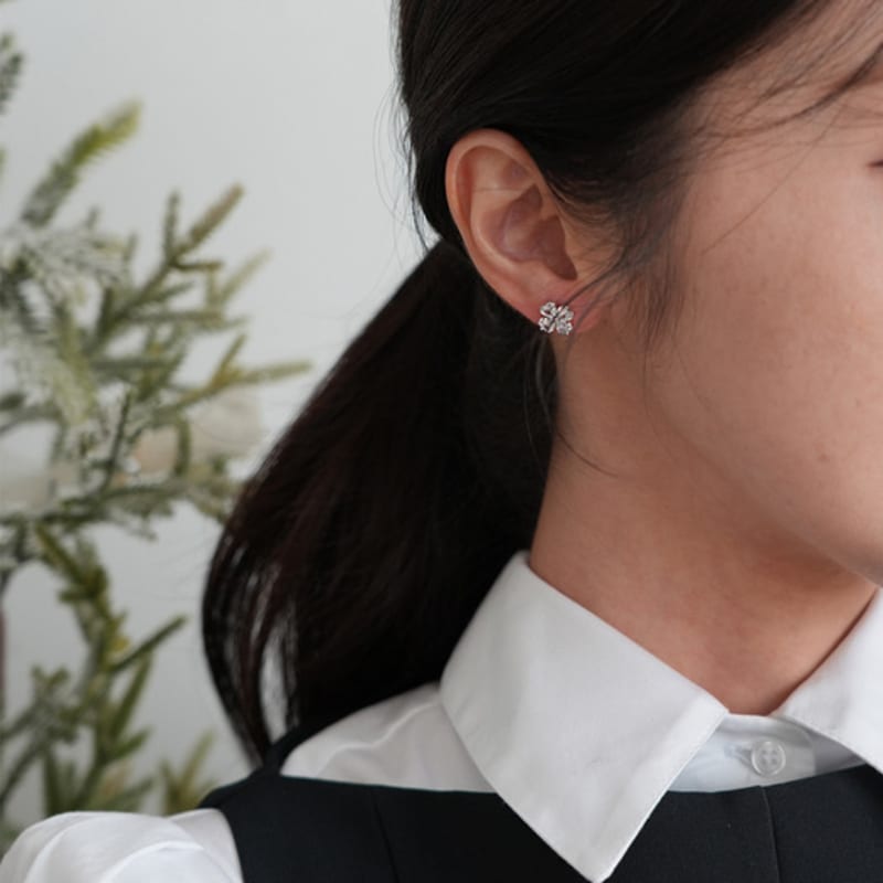 TORTOISE [Silver925] Cetin Mini Clover Earrings (#silver#gold)