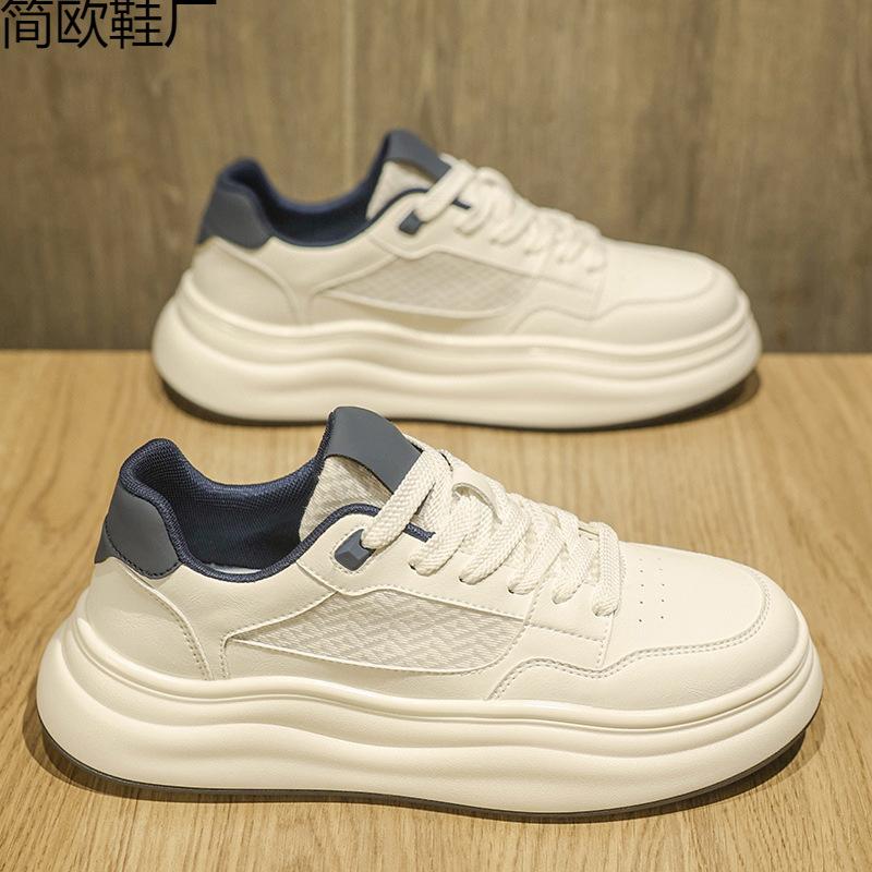 Spring men s shoes new sports and leisure shoes student fashion thick baseplate shoes casual small 44