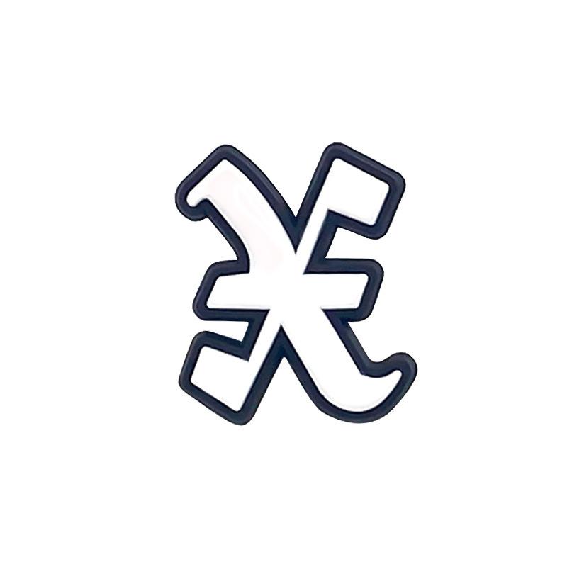 1 StückNeuer Stil Anhänger Altenglischer Buchstabe PVC Loch Schuh Schuhe Blume Silberner Buchstabe Schuhe Anhänger Schuhe Dekoratives Zubehör