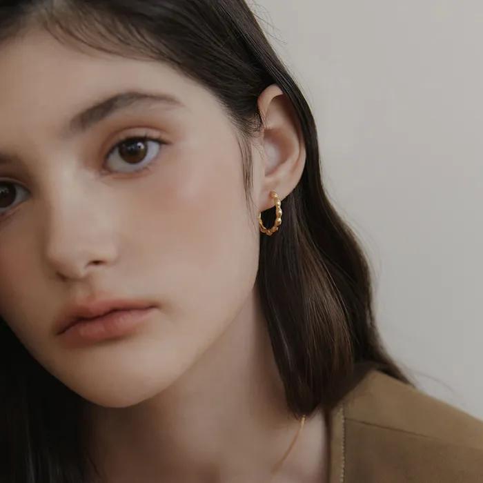 [Worn by Celebrity] Bubble Link Hoop Earrings EC3133