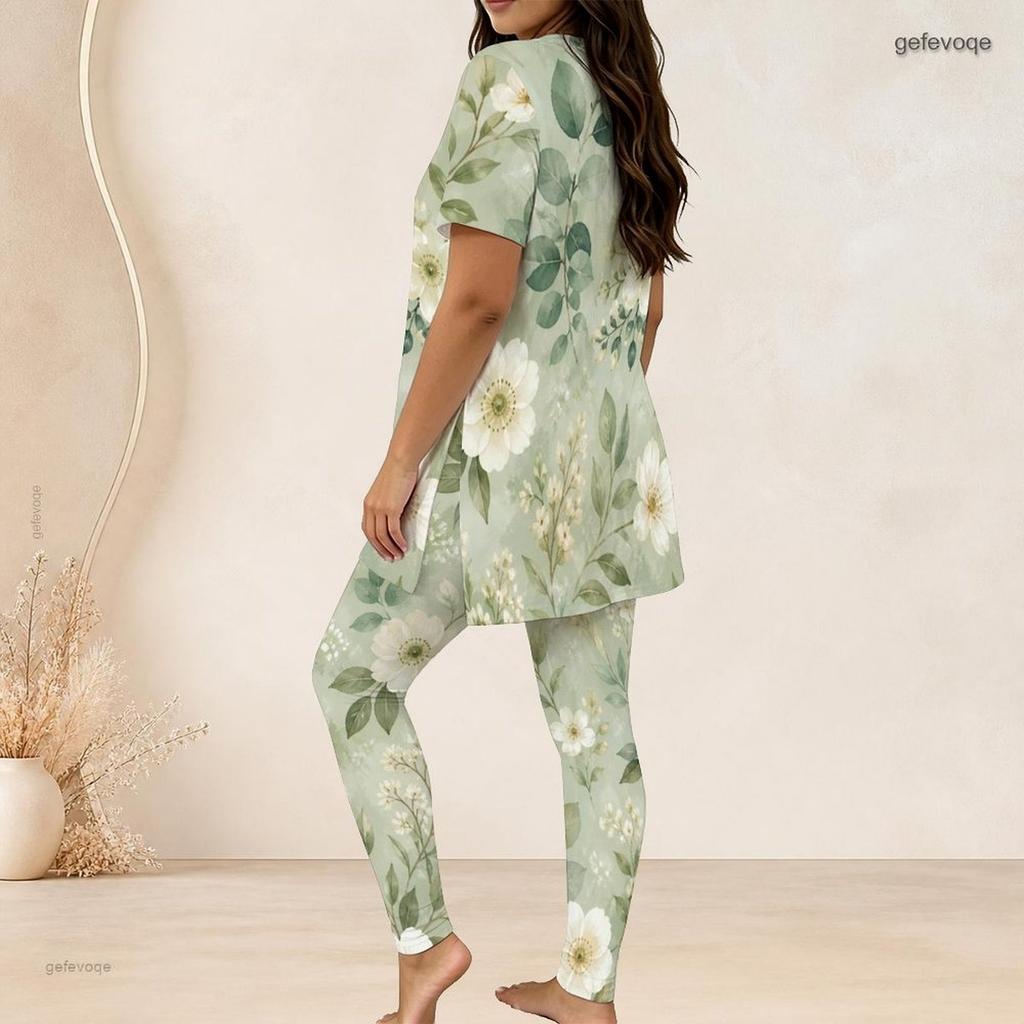 Women Plus Size Floral Printed Two Piece Set Round Neck Short Sleeve Light Green Fitted Long Pants Set