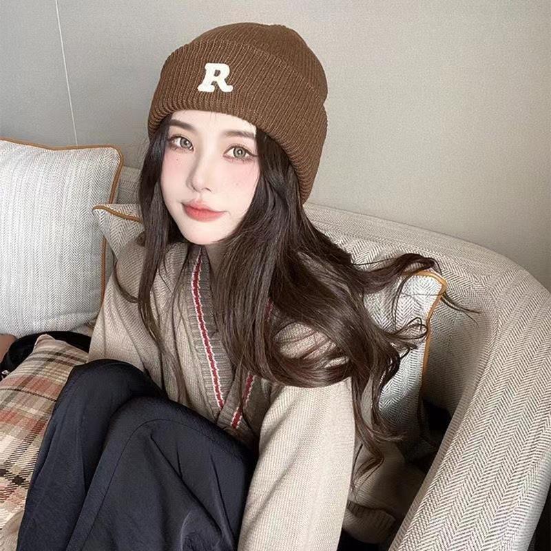 Hat Winter Female High-value Round Face Student Versatile Cold-proof Warm Face Small Knitted Wool Hat