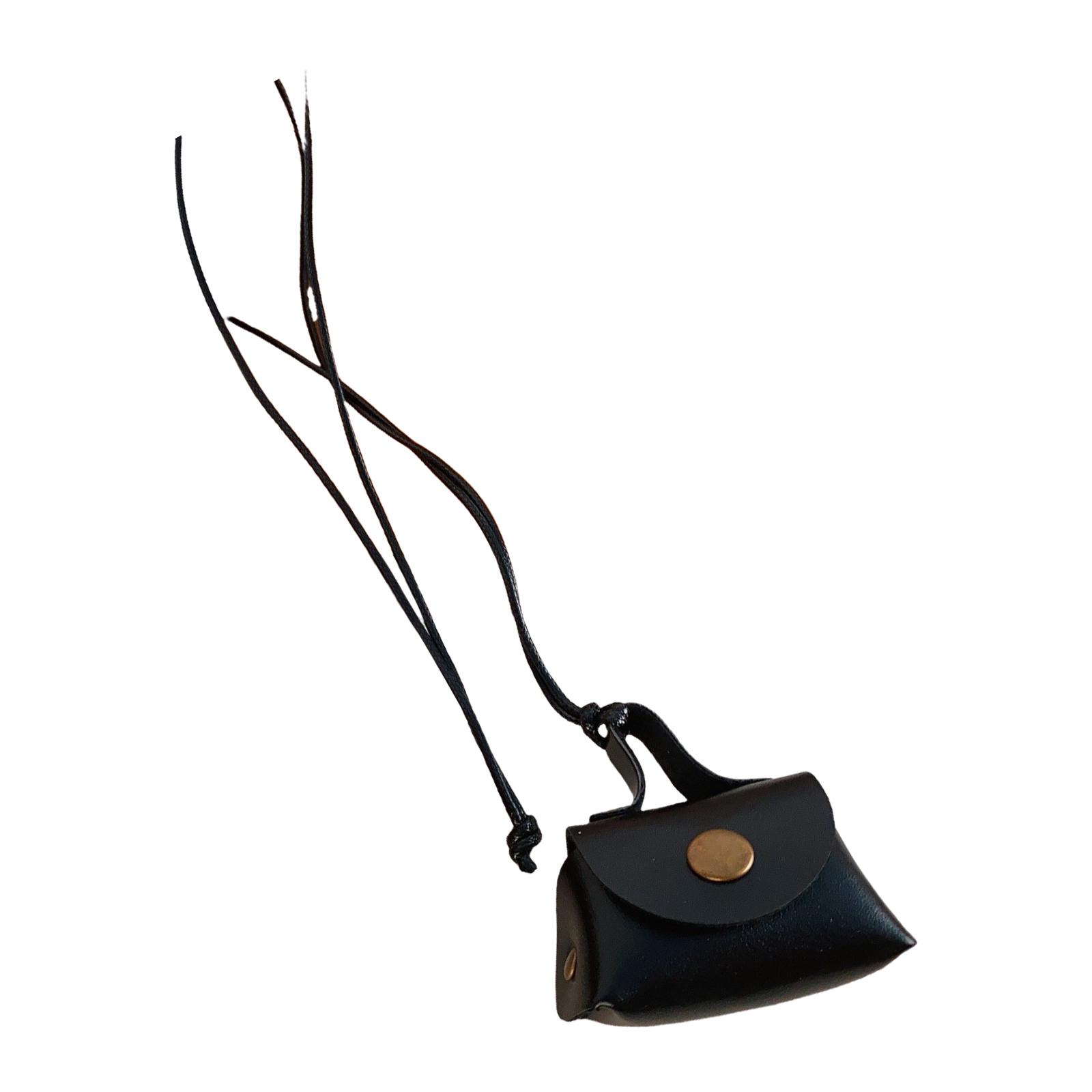 

Модная кожаная подвеска на шею с цепочкой для наушников, сумка-подвеска с подвеской в виде монетницы, ожерелье для стильных нарядов чёрный