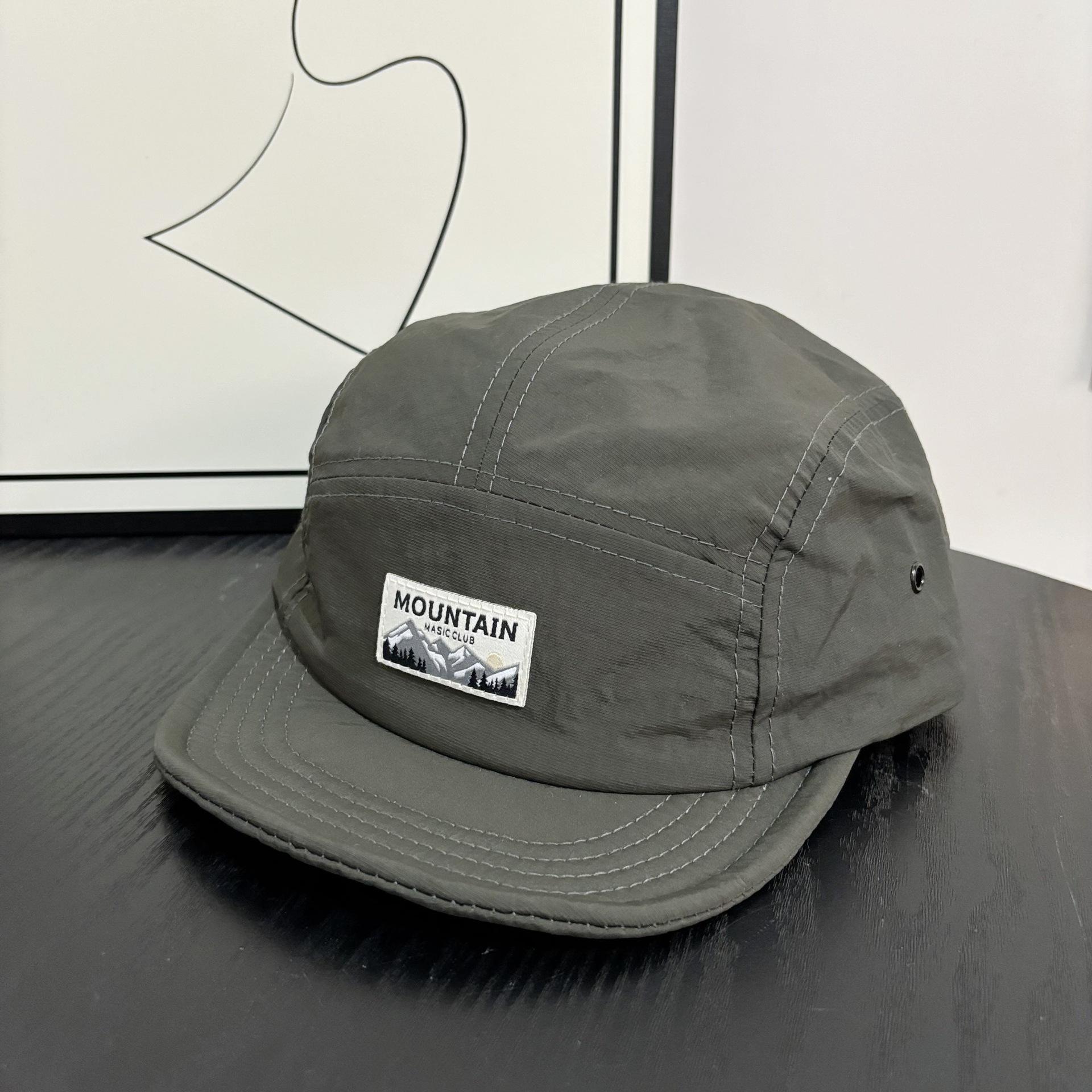 

Outdoor 2025 новая быстросохнущая пятикомпонентная кепка мужская ретро-кепка с мягкими полями детская летняя бейсболка с короткими полями M（56-58cm） серый