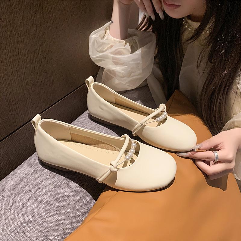 Mary Jane Women's Shoes 2025 Spring New Fairy with Skirt Shallow Mouth Flat Bottom Versatile Thick Heel Soft Sole Doudou Single Shoes