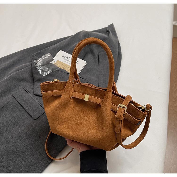 Suede tote bag women's 2025 new autumn and winter high-end niche design large-capacity commuter retro handbag