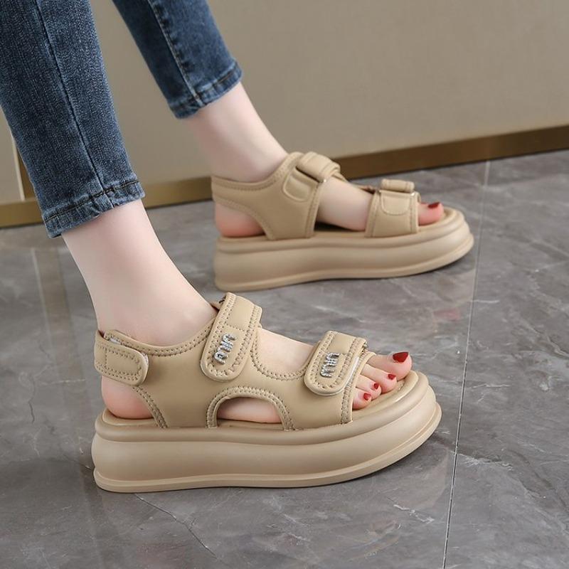 

Модные женские римские сандалии с астрономической оптической обувью, повседневные и удобные, с толстой подошвой для увеличения роста, лето, 2025 35 коричневый