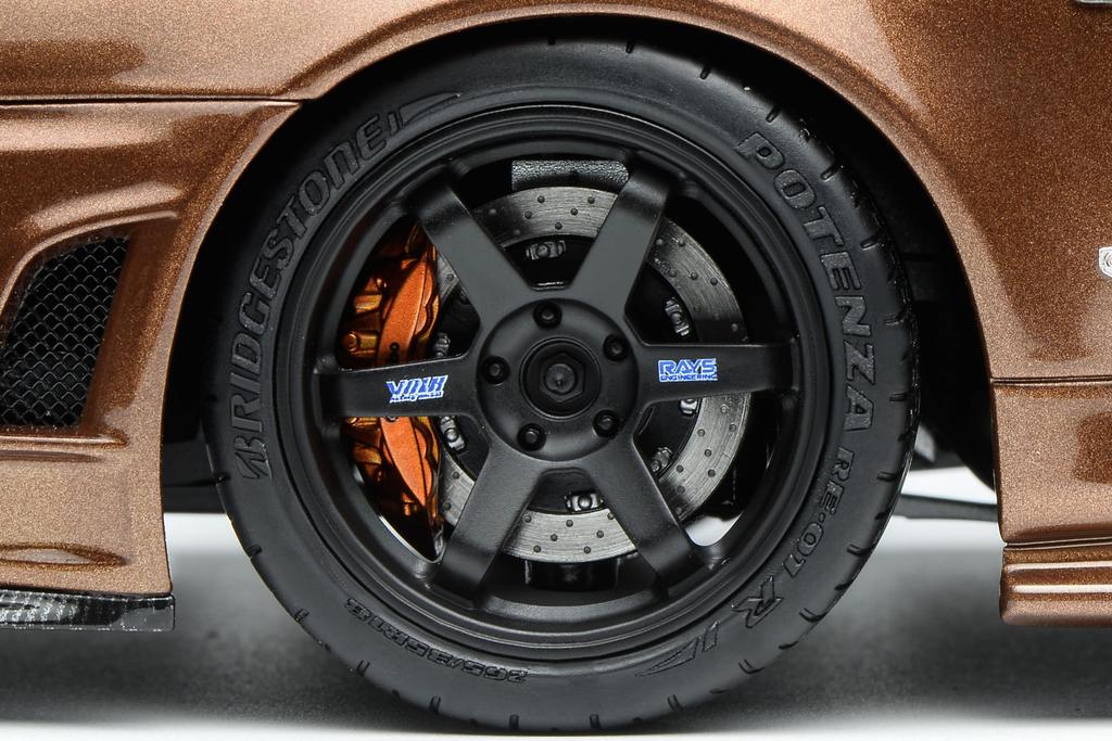 FREESTYLE MOTORHELIX Scale Nissan Skyline CUSTOMIZED VERSION Metal Bronze Finished Product M83414 1/18 GT-R (R34)