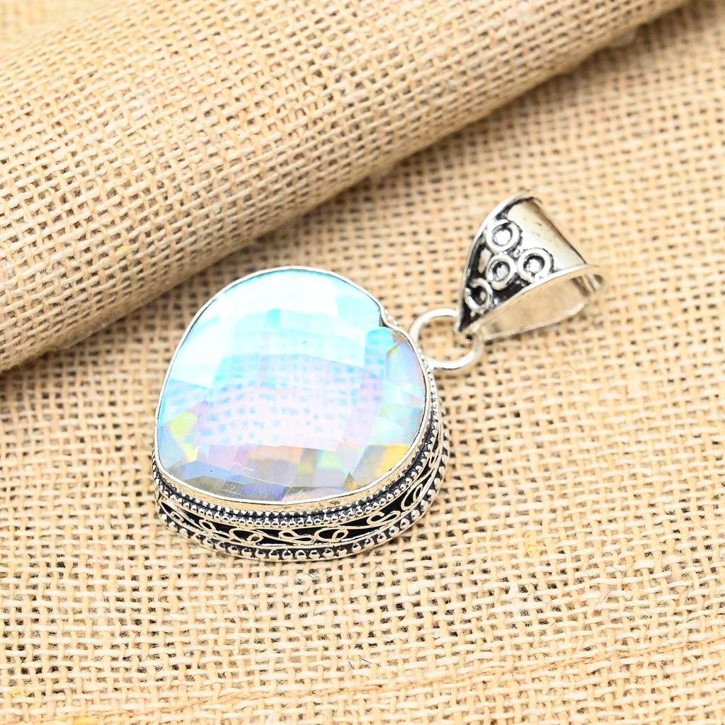 Fantastisk Regnbågsmystisk Topas Ädelsten Handgjord 925 Sterlingsilver Smycke Hänge För Hennes