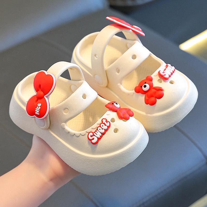 Girls' EVA Ultra-Light Summer Sandals: Cute, Non-Slip, Soft Sole, Perfect for Outdoor Wear, Ideal for Kindergarten.