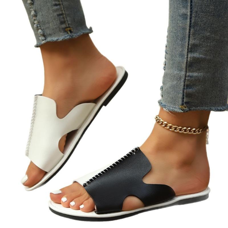 Large size color matching cool slippers women's summer flat bottom outside beach shoes Flat slippers