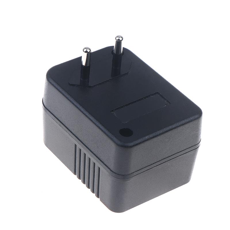 Hot Sale EU US Plug Step Down Transformer Travel Adapter AC220V To 110V Or 110 To 220V Converter 50W Voltage Converter Regulator