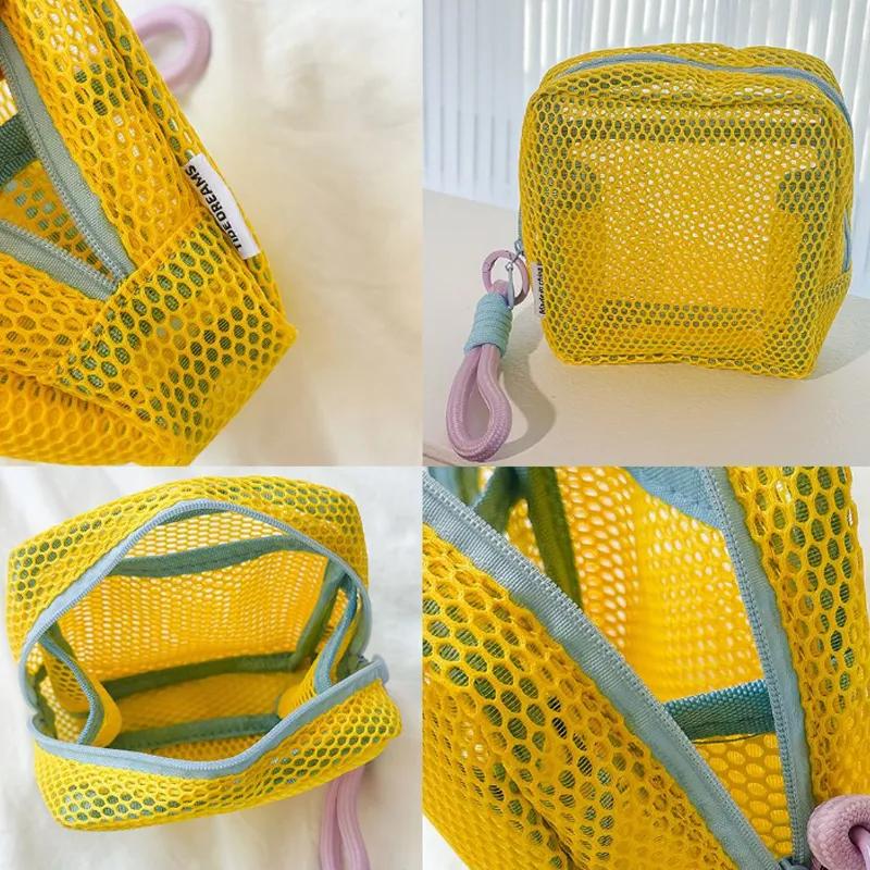 Large Capacity Dopamine Mesh Storage Bag Cosmetic Storage Tofu Bag Portable Travel Grooming Bag YLE413