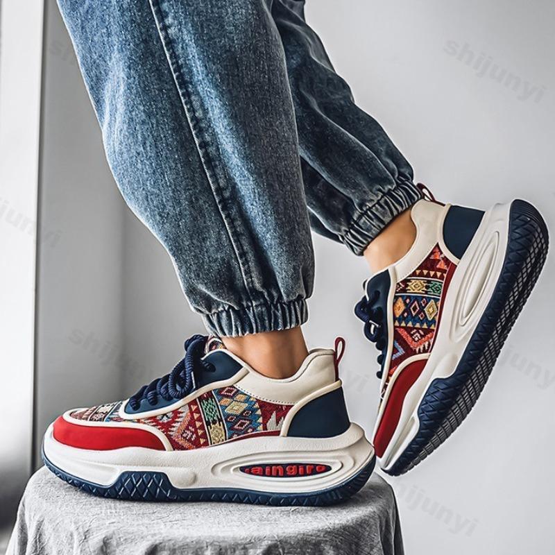 Fashion 2025 New Men's Casual Shoes Spring Mesh Breathable Comfortable Versatile Thick Sole Shoes Fashion Trend Non slip Chunky sneakers