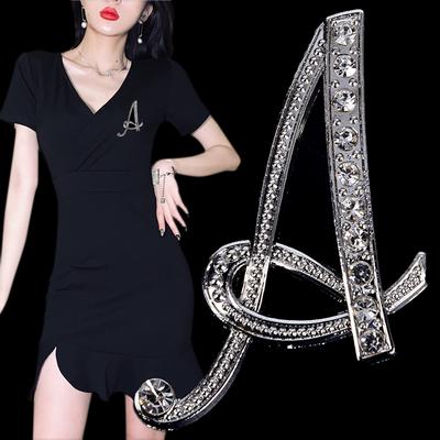 S 26 Letters Womens Collar Brooch Pin Brooch Bouquet Jewelry